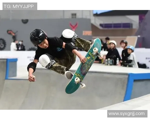 广州滑板队勇闯世界攀岩锦标赛展现逆袭精神与团队力量